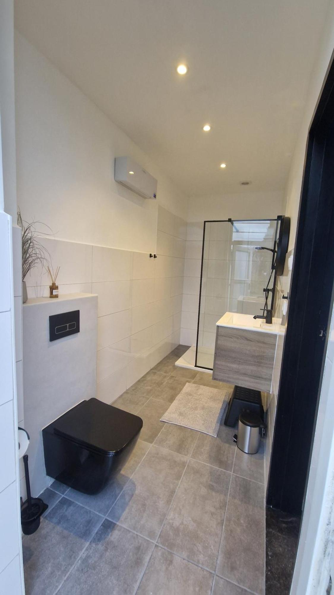 Suite 21 Heerlen Esterno foto